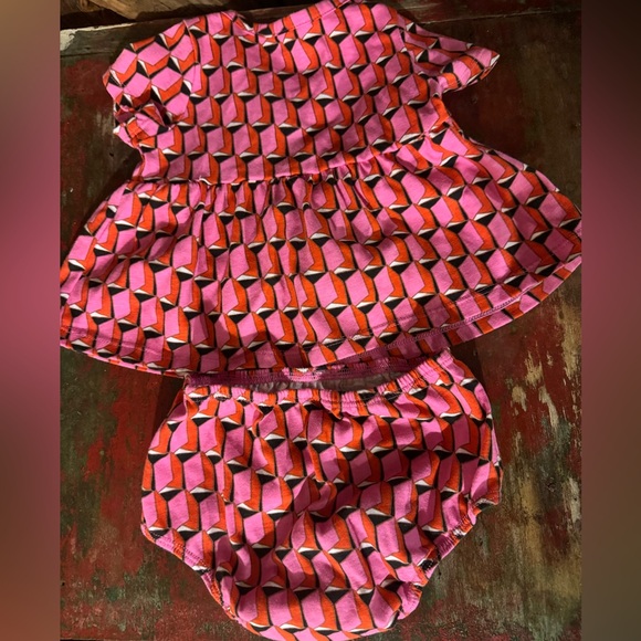 Diane von Furstenberg x Target Baby Girl Faux Wrap Set | 3–6M - Picture 2 of 3